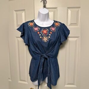Savanna Jane chambray denim tie front top with Floral Embroidery, size L
